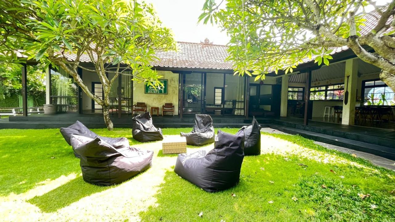 Holiday Beautiful Villa 4 Bedroom Garden View Canggu Eksteriør bilde
